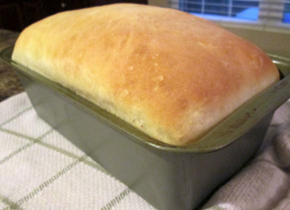 GRANDMA’S COUNTRY WHITE BREAD RECIPE