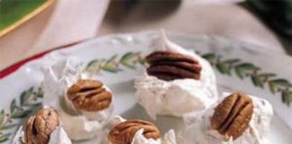 Easy Homemade Divinity Candy