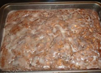 APPLE FRITTER CAKE