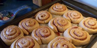 Grandma’s Cinnamon Rolls
