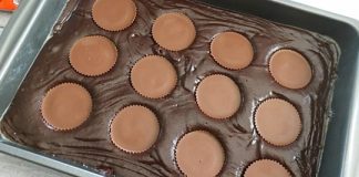 Homemade Reeses Peanut Butter Cup Brownies!