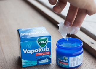 Why Applying Vicks Vaporub On Your Feet Before Bedtime Is The Best Thing You Can Do For You Health.