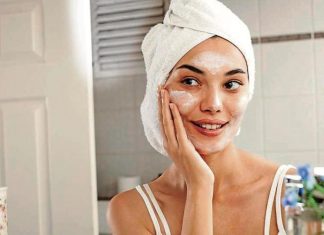 8 Insanely Clever Beauty Hacks For Hair And Makeup To Save Your Holiday Season