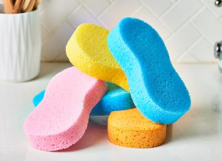11 Surprising Uses for Kitchen Sponges