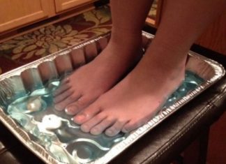 Listerine Foot Soak To Help Prep Feet For Summer