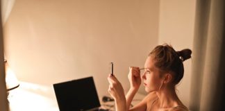 11 Beauty Hacks For Lazy Ladies To Save Time In The Morning.