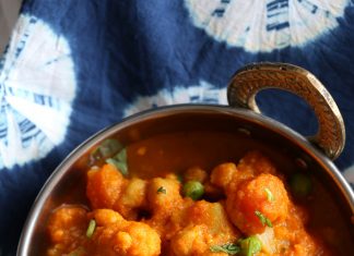 COCONUT KORMA SAUCE WITH CAULIFLOWER, POTATO, CHICKPEAS