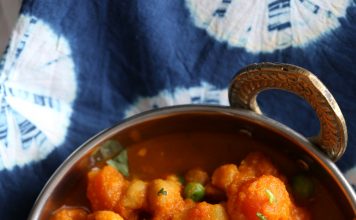 COCONUT KORMA SAUCE WITH CAULIFLOWER, POTATO, CHICKPEAS