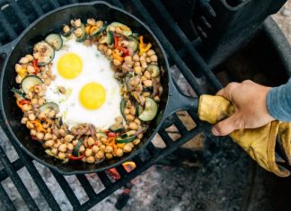 6 Common Myths About Cast Iron Skillets That Most Of Us Believe.