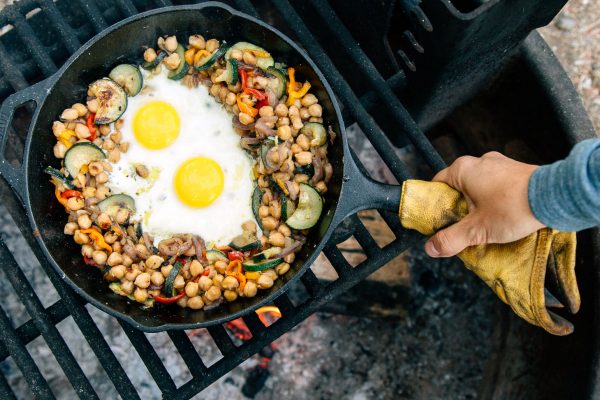 6 Common Myths About Cast Iron Skillets That Most Of Us Believe ...