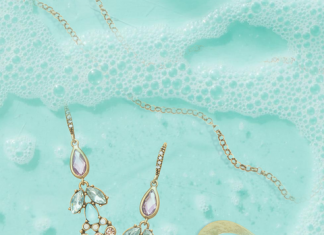 DIY Cheap And Easy Jewelry Cleaner