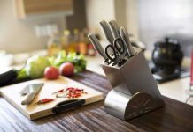 9 Secrets For Home Cooking From Actual Restaurant Employees