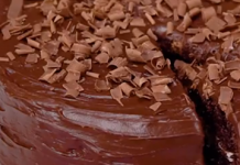 Hersheys Chocolate Cake with Cream Cheese Filling & Chocolate Cream Cheese Buttercream