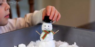 DIY ‘Play Snow’ For Kids