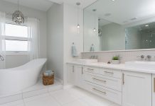 5 Things You Should Never Store In Your Bathroom