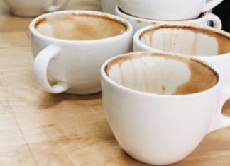 5 Cleaning Hacks Yhat Will Help You Clean Even The Dirtiest Dishes