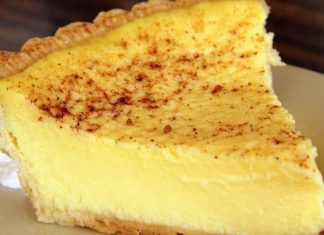 OLD FASHIONED CUSTARD PIE