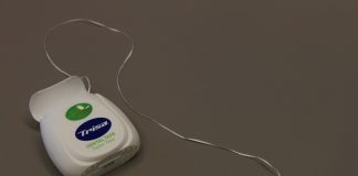 12 of the Smartest Uses For Dental Floss
