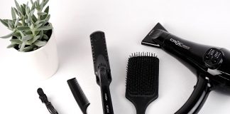 This Is Why You Should Give Hair From Your Hairbrush To Your Plants