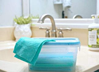 DIY Cleaning Wipes (Reusable And Disinfecting).