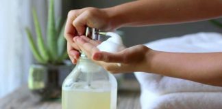 DIY Foaming Hand Soap (Easy & Cheap)