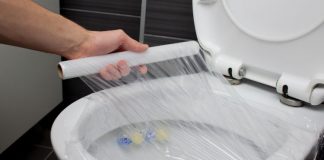 5 Genius Ways To Unclog Your Toilet Without A Plunger