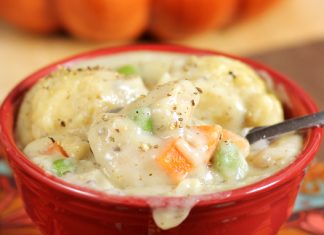 30-MINUTE CHICKEN AND DUMPLINGS