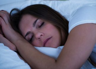 6 Clear Signs That You Sleep Too Much.