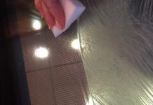 How To Clean Your Oven Glass Without Using Chemicals