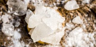 4 DIY Homemade Alum Powder Deodorant Recipes