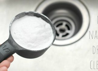 Powerful 2-Ingredient Homemade Drain Cleaner