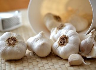 Why and How Should You Use Garlic Salve For Pneumonia