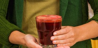 This Powerful Juice Will Make Your Skin Glow Immediately!