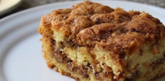 Pecan Sour Cream Coffee Cake
