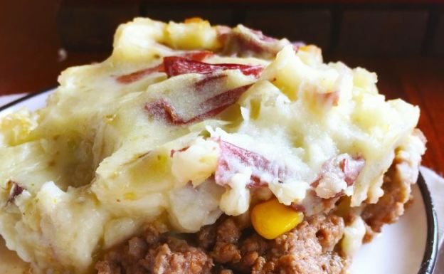 Country Meat and Mashed Potatoes