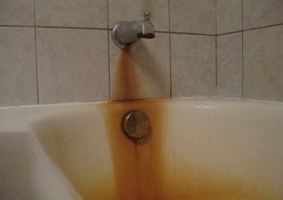 how do you get rust out of a bathtub