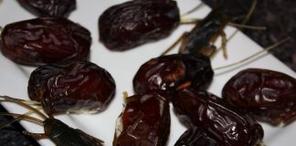 Shocking: You’ll Never Eat Dates Again For This Gross Reason!
