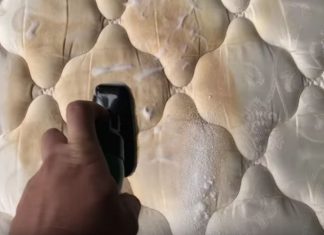 3 Simple & Easy Ways To Clean Your Mattress.