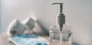 Amazing & Effective DIY Hand Sanitizer With Only 3 Ingredients