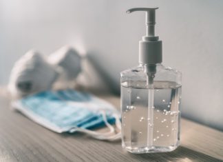 Amazing & Effective DIY Hand Sanitizer With Only 3 Ingredients