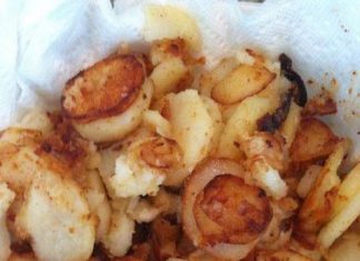 FRIED POTATOES AND ONIONS