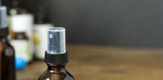 Fight Coronavirus With This Natural DIY Hand Sanitizer Spray