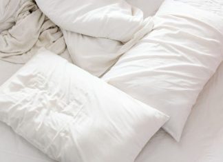 The Easiest And Most Effective Way To Clean Your Bed Pillows