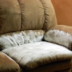 Use-Baking-Soda-For-Cleaning-Your-Sofa