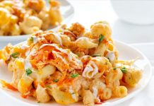 Buffalo Chicken Macaroni and Cheese