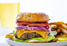 Classic Cheeseburger