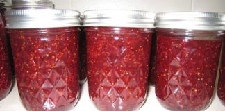 QUICK & EASY STRAWBERRY JAM