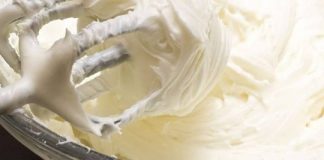 Homemade Buttercream Frosting