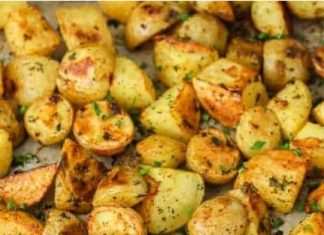 Easy Oven Roasted Potatoes