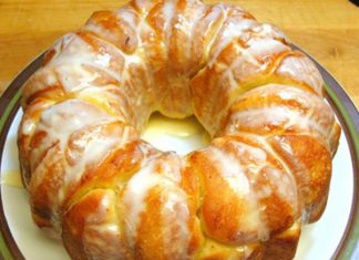 Banana Creme Bundt Cake